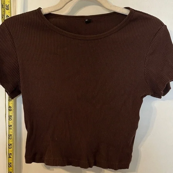 Uniqlo Dark Brown Ribbed Crop Top - Picture 3 of 4
